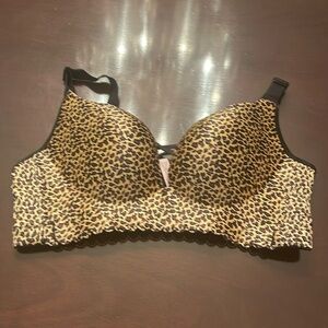 NWT Agnes Orinda 40C animal, leopard print plunge bra new
